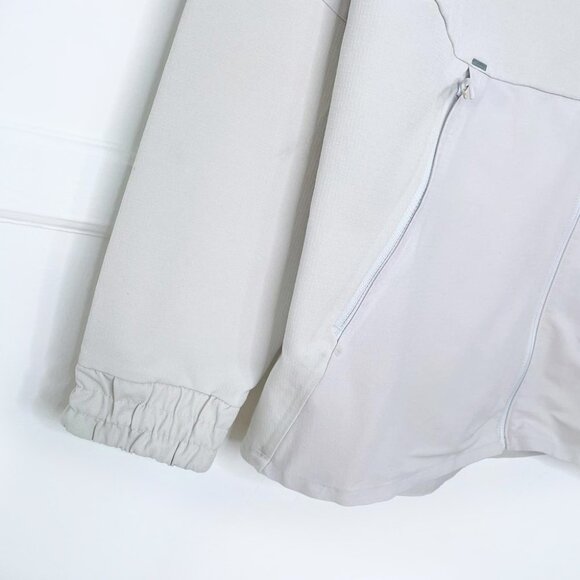 ⚡️SOLD⚡️ lululemon 2019 license to train jacket stretch - Picture 5 of 11